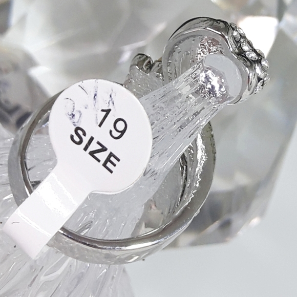 🆕️ Clear Rhinestones💖Fashion Silver Tone Ring - Picture 4 of 6